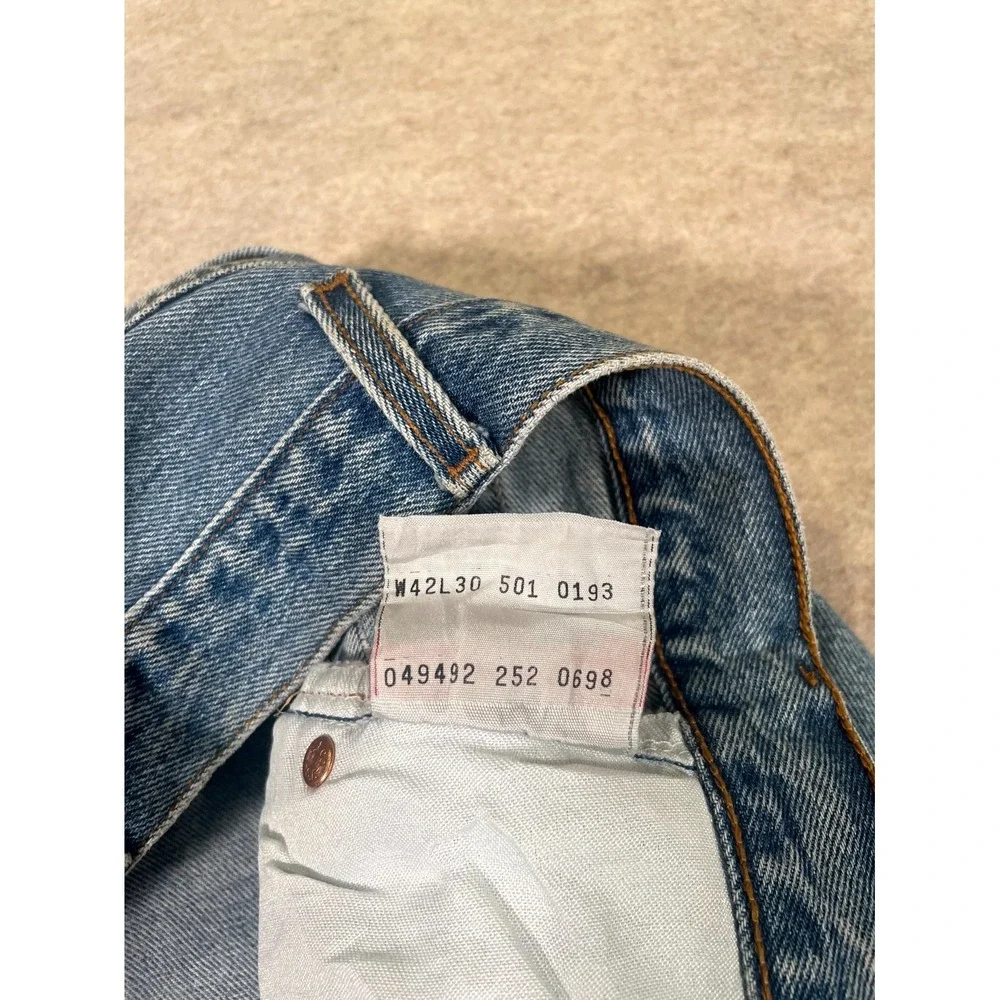 Levis 501 Original Fit Jeans Mens 42x30 Blue Denim Cotton Straight Leg High Rise